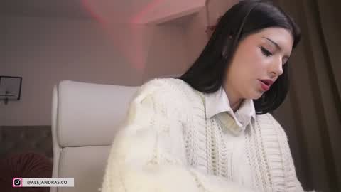 Snapshot of miss_meii chatting on March 4, 2026, 10:27 pm Alejandra online show from March 4, 2026, 10:27 pm