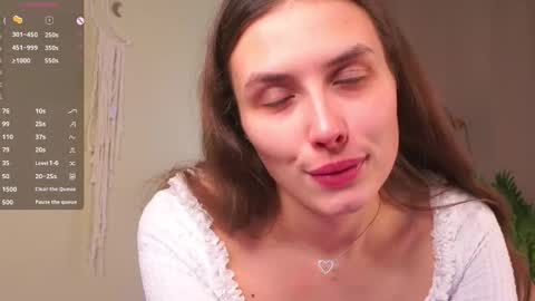 Snapshot of miss_quiz chatting on November 28, 2025, 6:05 am Leonor online show from November 28, 2025, 6:05 am