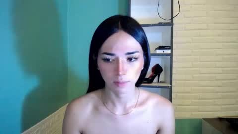 Snapshot of miss_rona_xoxo chatting on April 20, 2026, 4:59 am Rona online show from April 20, 2026, 4:59 am