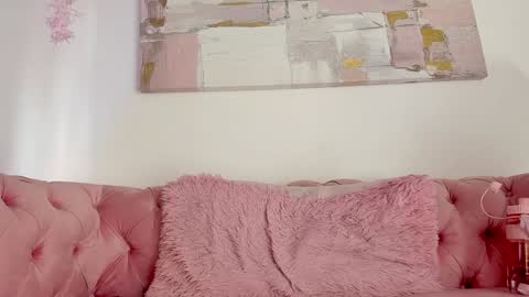 intagram miss selene59 online show from December 13, 2024, 2:05 pm