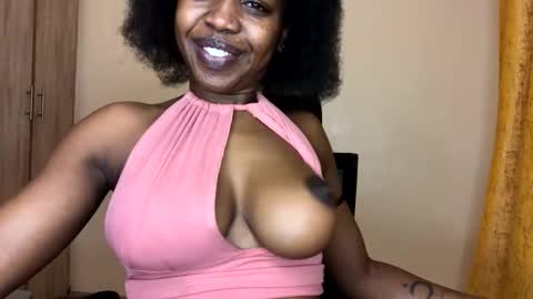 Snapshot of miss_squirts chatting on May 2, 2026, 4:17 am BELLAH online show from May 2, 2026, 4:17 am