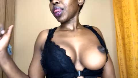 Snapshot of miss_squirts chatting on June 10, 2026, 10:14 am BELLAH online show from June 10, 2026, 10:14 am