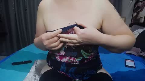 miss_tasha_kom online show from December 6, 2024, 1:44 pm