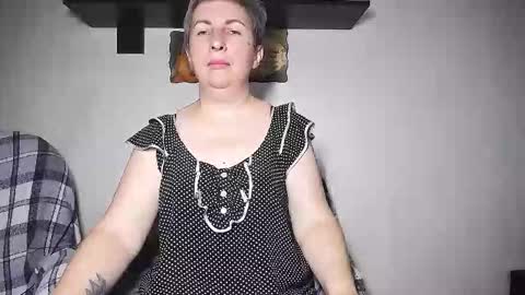 miss_tasha_kom online show from September 19, 2025, 8:27 am