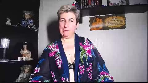 miss_tasha_kom online show from November 8, 2025, 3:12 pm