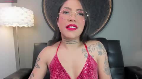 Snapshot of miss_vaiolette chatting on February 13, 2025, 11:06 am Vaiolette online show from February 13, 2025, 11:06 am