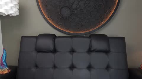 Snapshot of miss_vaiolette chatting on November 19, 2025, 11:10 am Vaiolette online show from November 19, 2025, 11:10 am