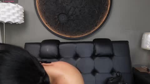 Snapshot of miss_vaiolette chatting on April 30, 2026, 11:05 am Vaiolette online show from April 30, 2026, 11:05 am