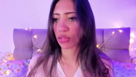 Snapshot of miss_veronica2 chatting on February 4, 2025, 3:26 pm Miss Veronica online show from February 4, 2025, 3:26 pm