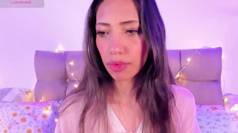 Snapshot of miss_veronica2 chatting on February 4, 2025, 6:27 pm Miss Veronica online show from February 4, 2025, 6:27 pm