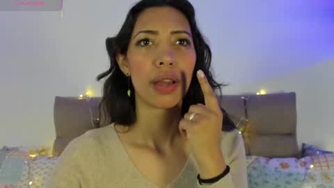 Snapshot of miss_veronica2 chatting on February 7, 2025, 11:34 am Miss Veronica online show from February 7, 2025, 11:34 am