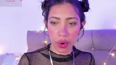 Snapshot of miss_veronica2 chatting on February 18, 2025, 6:15 pm Miss Veronica online show from February 18, 2025, 6:15 pm