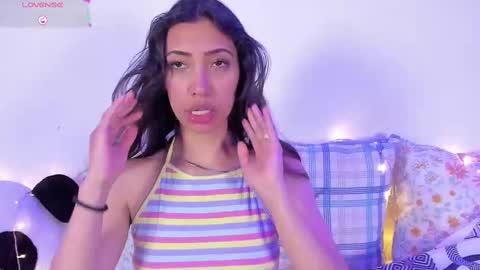 Snapshot of miss_veronica2 chatting on February 19, 2025, 6:00 pm Miss Veronica online show from February 19, 2025, 6:00 pm