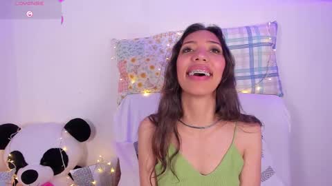 Snapshot of miss_veronica2 chatting on February 25, 2025, 6:20 pm Miss Veronica online show from February 25, 2025, 6:20 pm