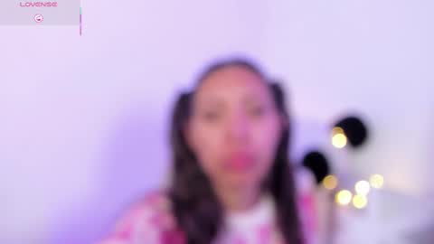 Snapshot of miss_veronica2 chatting on March 4, 2025, 6:50 pm Miss Veronica online show from March 4, 2025, 6:50 pm