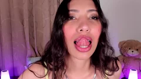 Snapshot of miss_veronica2 chatting on February 6, 2026, 1:03 pm Miss Veronica online show from February 6, 2026, 1:03 pm