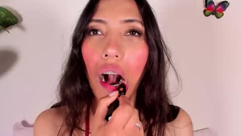 Snapshot of miss_veronica2 chatting on March 3, 2026, 1:50 pm Miss Veronica online show from March 3, 2026, 1:50 pm