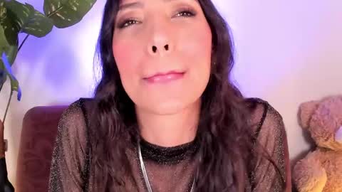 Snapshot of miss_veronica2 chatting on April 8, 2026, 1:22 pm Miss Veronica online show from April 8, 2026, 1:22 pm