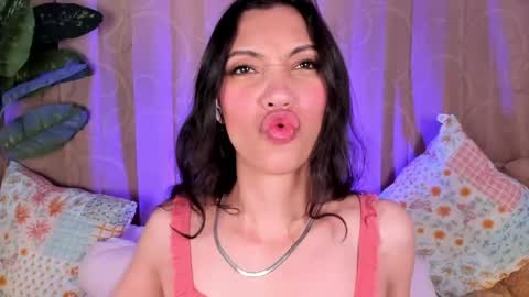 Snapshot of miss_veronica2 chatting on June 1, 2026, 1:13 pm Miss Veronica online show from June 1, 2026, 1:13 pm