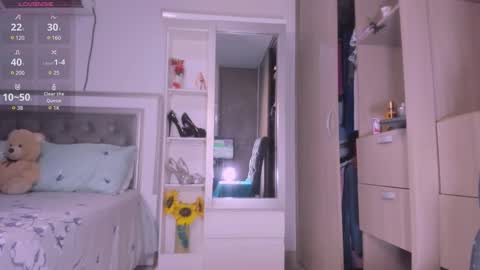 Ameliahs online show from March 1, 2025, 6:03 am