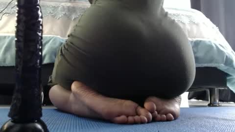 April online show from March 4, 2025, 3:26 pm