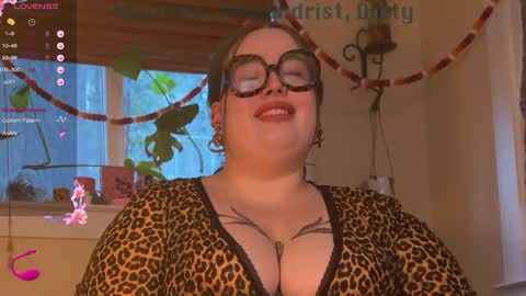 Miss Bika online show from January 3, 2025, 8:54 pm