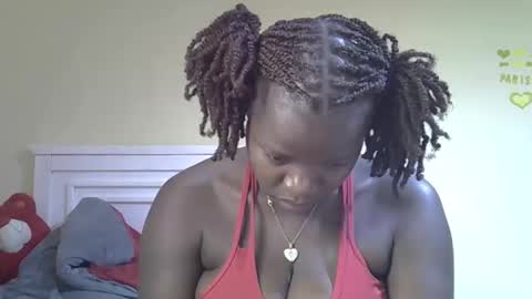 Snapshot of misscandy352_ chatting on April 19, 2026, 6:32 pm misscandy352_ online show from April 19, 2026, 6:32 pm