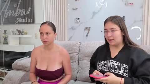 misscheelsee_as online show from May 5, 2026, 1:19 pm