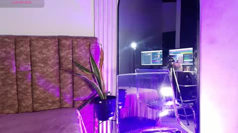 DIONNE online show from March 20, 2026, 11:15 am