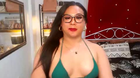 Snapshot of missdominantbigcockx chatting on April 18, 2026, 8:09 pm missdominantbigcockx online show from April 18, 2026, 8:09 pm