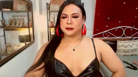 Snapshot of missdominantbigcockx chatting on May 4, 2026, 6:48 pm missdominantbigcockx online show from May 4, 2026, 6:48 pm