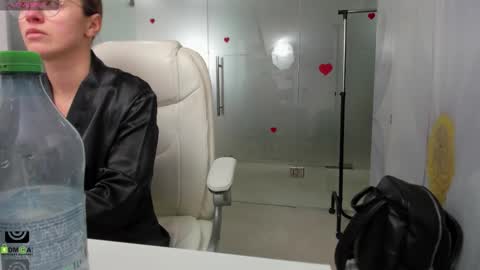 Miss Domina online show from February 2, 2026, 3:49 am