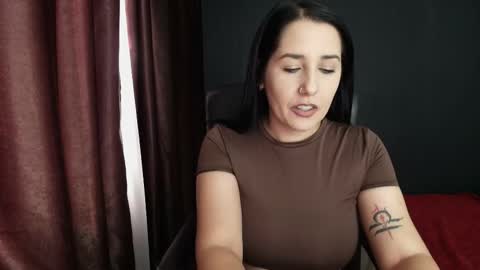 Miss online show from October 5, 2025, 12:58 pm