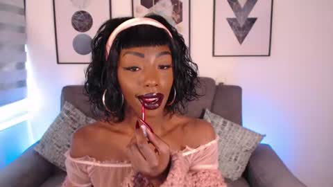 Emilie Diaz online show from July 16, 2026, 4:13 pm