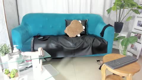 Escarlet online show from February 11, 2025, 8:26 am