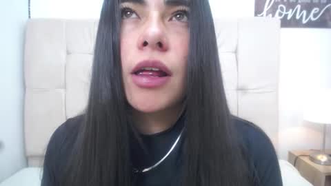 Snapshot of missexy303av chatting on December 2, 2024, 8:44 pm missexy303av online show from December 2, 2024, 8:44 pm