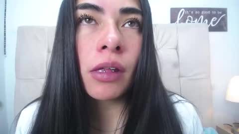 Snapshot of missexy303av chatting on January 6, 2025, 7:35 pm missexy303av online show from January 6, 2025, 7:35 pm