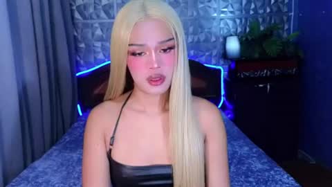 im your queen steffie online show from June 9, 2026, 11:33 am