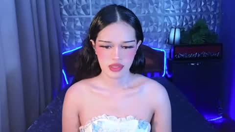 im your queen steffie online show from June 26, 2026, 1:26 pm