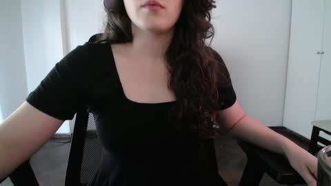 Ivana online show from December 5, 2024, 8:44 pm