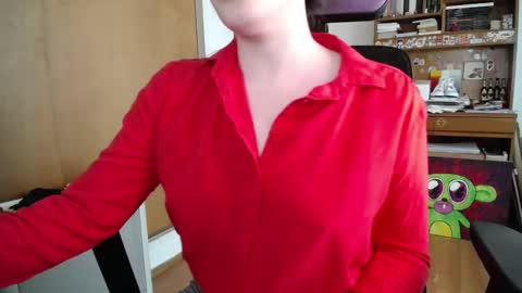 Ivana online show from October 31, 2025, 5:03 pm