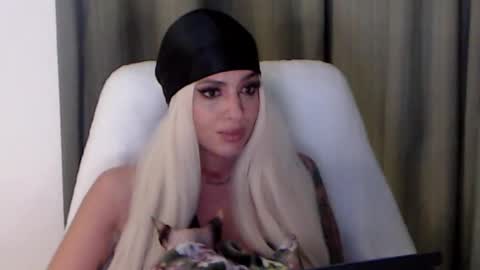 MissJenny7 online show from October 20, 2025, 9:04 pm