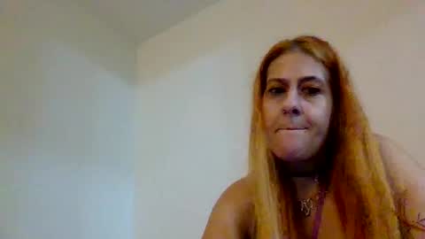 Missjuicy1luv online show from November 23, 2025, 8:19 pm