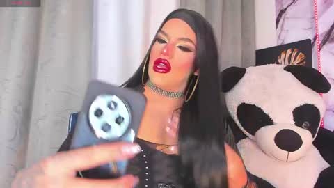 kassandra lazcano online show from June 14, 2026, 9:06 pm