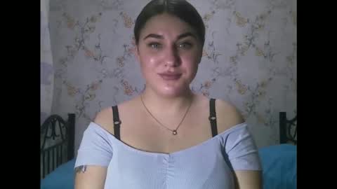 Snapshot of misskiss878 chatting on April 14, 2026, 1:44 am Lisa online show from April 14, 2026, 1:44 am