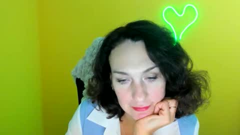 Snapshot of misskristyyy chatting on November 3, 2025, 12:17 pm Christina online show from November 3, 2025, 12:17 pm