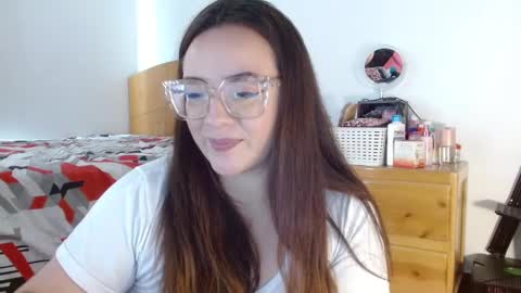 Snapshot of misslady__eva chatting on February 2, 2025, 2:24 pm eva online show from February 2, 2025, 2:24 pm
