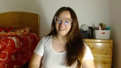 Snapshot of misslady__eva chatting on March 12, 2025, 2:20 am eva online show from March 12, 2025, 2:20 am