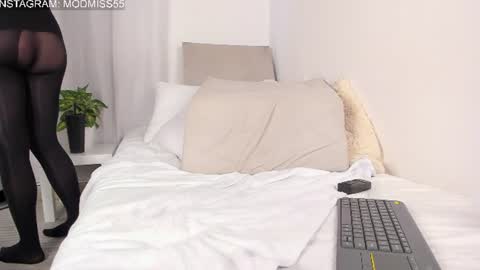 Linda online show from July 28, 2026, 4:39 pm