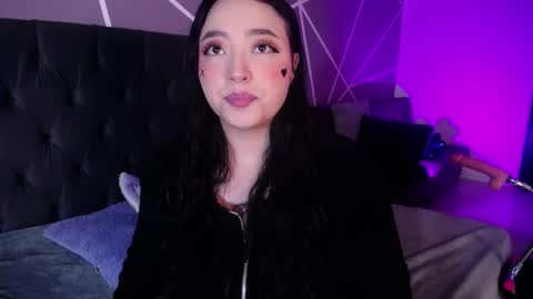 Snapshot of missloise chatting on March 7, 2025, 1:40 pm Miss Loise online show from March 7, 2025, 1:40 pm